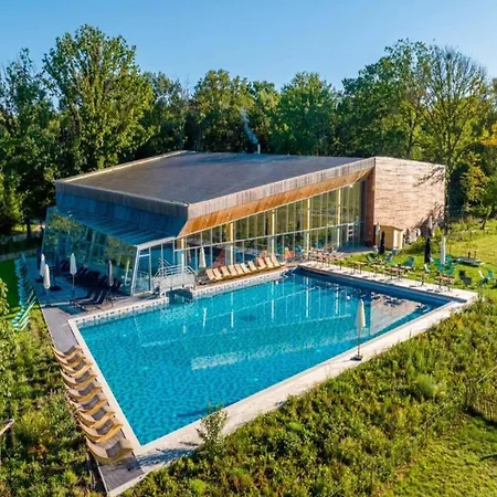 Elegant Nature Retreat * Antoing